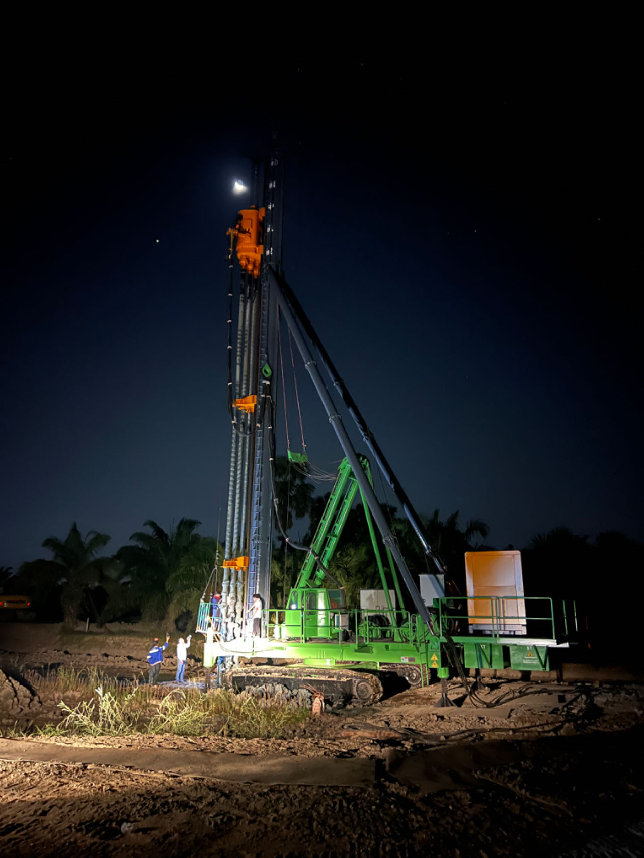 SMW Soil Mixing Rig – APIE FOUNDATION EQUIPMENT(CHINA) LIMITED