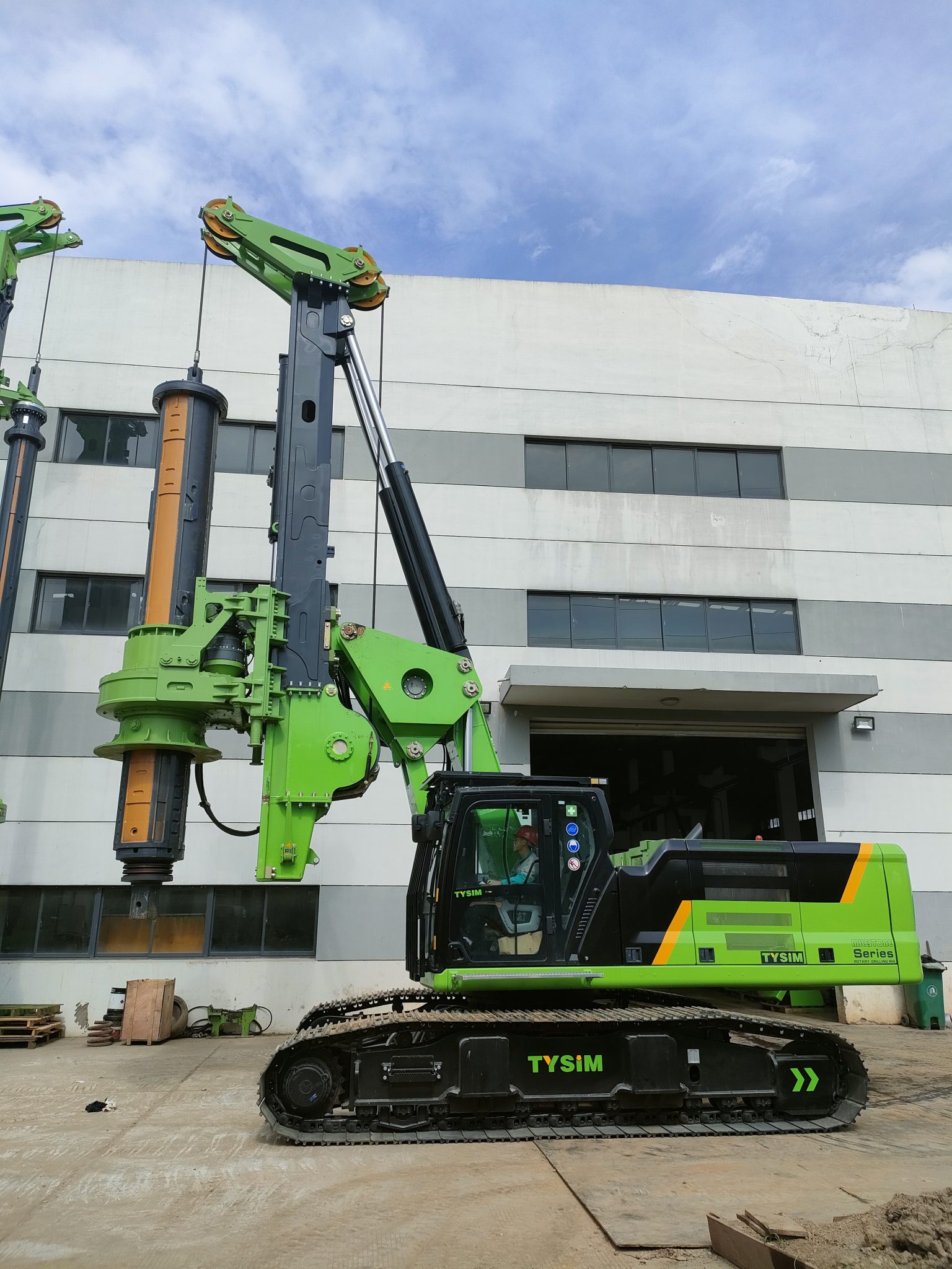 KR250ES Low Headroom Hydraulic Pilling Rig – APIE FOUNDATION EQUIPMENT ...